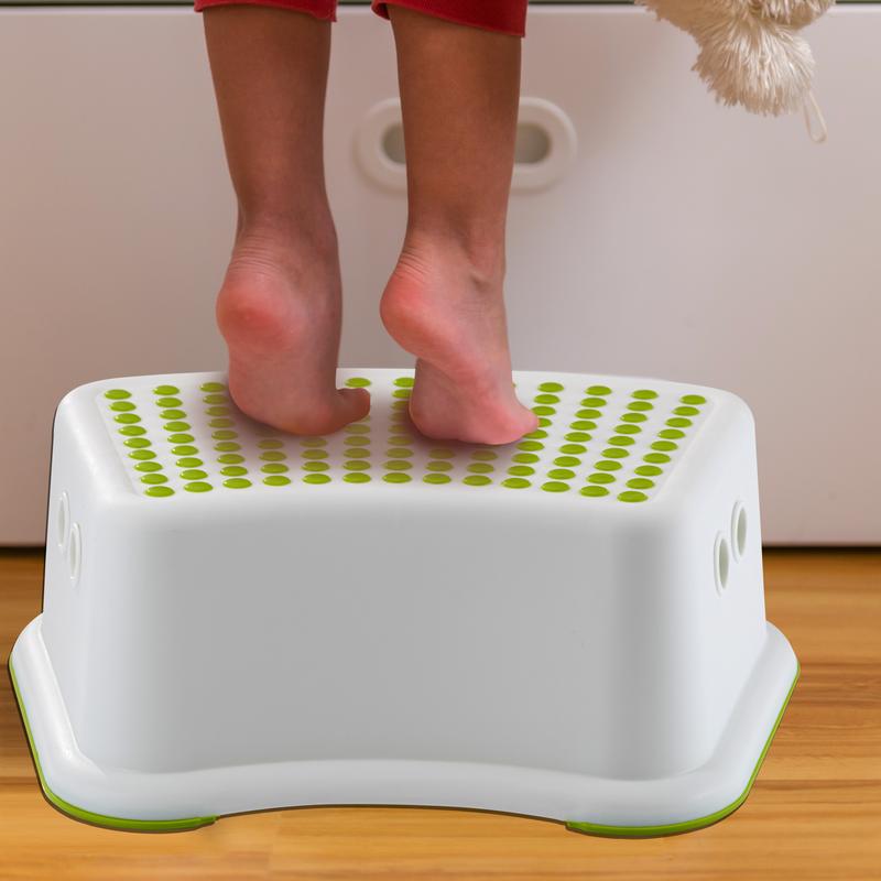 Straame Sturdy Step Stool for Bathroom, Practical Non-Slip Toilet Step in White and Green for Kids, Multiuse Booster Step, Toddler Potty Training 2