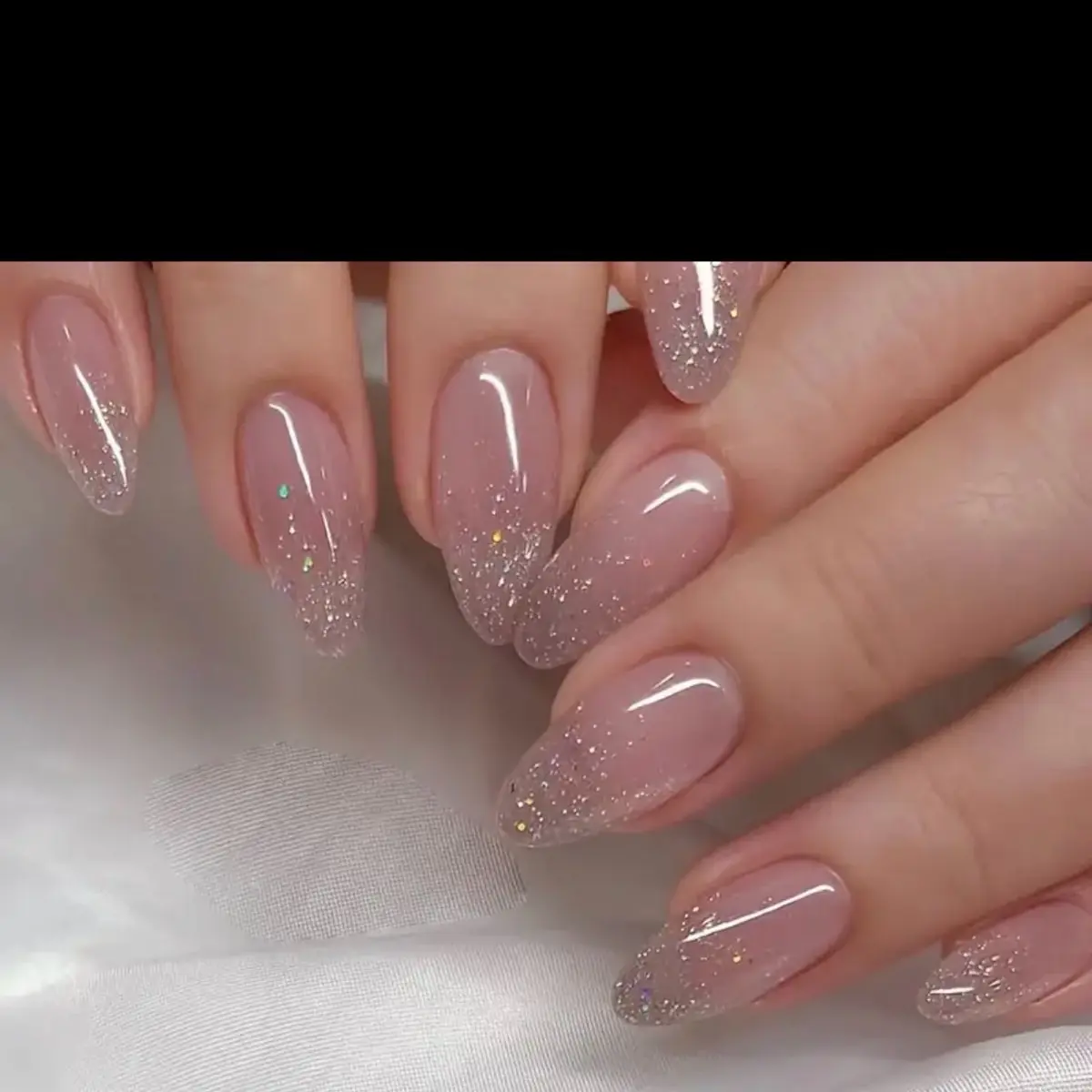 24pcs Glitter Gradient Pink Press-on Nails Set, Full Cover Fake Nails, Long Lasting Manicure Patch - Durable