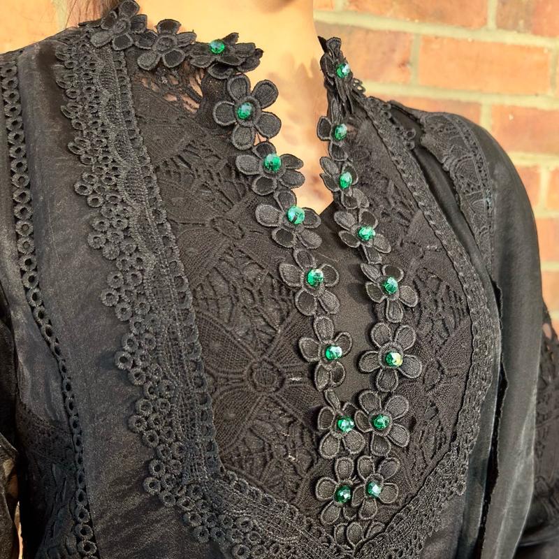 BLACK FRIDAY SPECIAL - BLACK ORGANZA HEAVY CROCHET AND LACE DETAILED 4PC WITH GREEN CRYSTAL DETAILING, FORMAL WOMENSWEAR LONG HEAVY DUPATTA, CAPRI TROUSERS WITH LONG ORGANZA KAMEEZ and a FULL SLEEVES LINING Traditional Outfit Comfortable Womenswear Dress 1