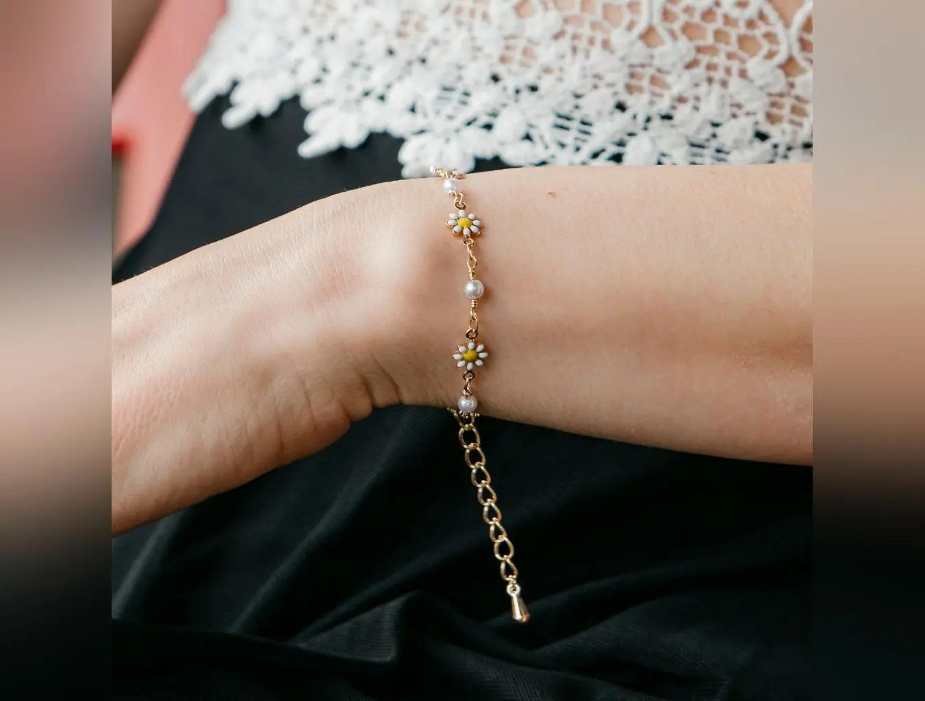 Silver Sun Flower Pearl Charms Beaded Summer Indie Boho Daisy Floral Bracelet