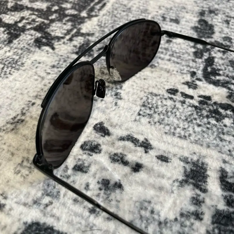 Pre owned - Saint Laurent 561 Edgy Pilot Metal Sunglasses - Black - L33 3