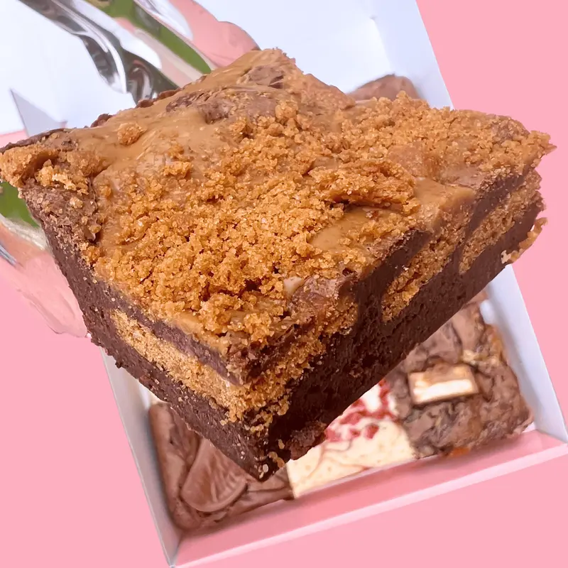 Blondies Bakes - Brownie & Blondie Mixed Box - 9 Flavours 8