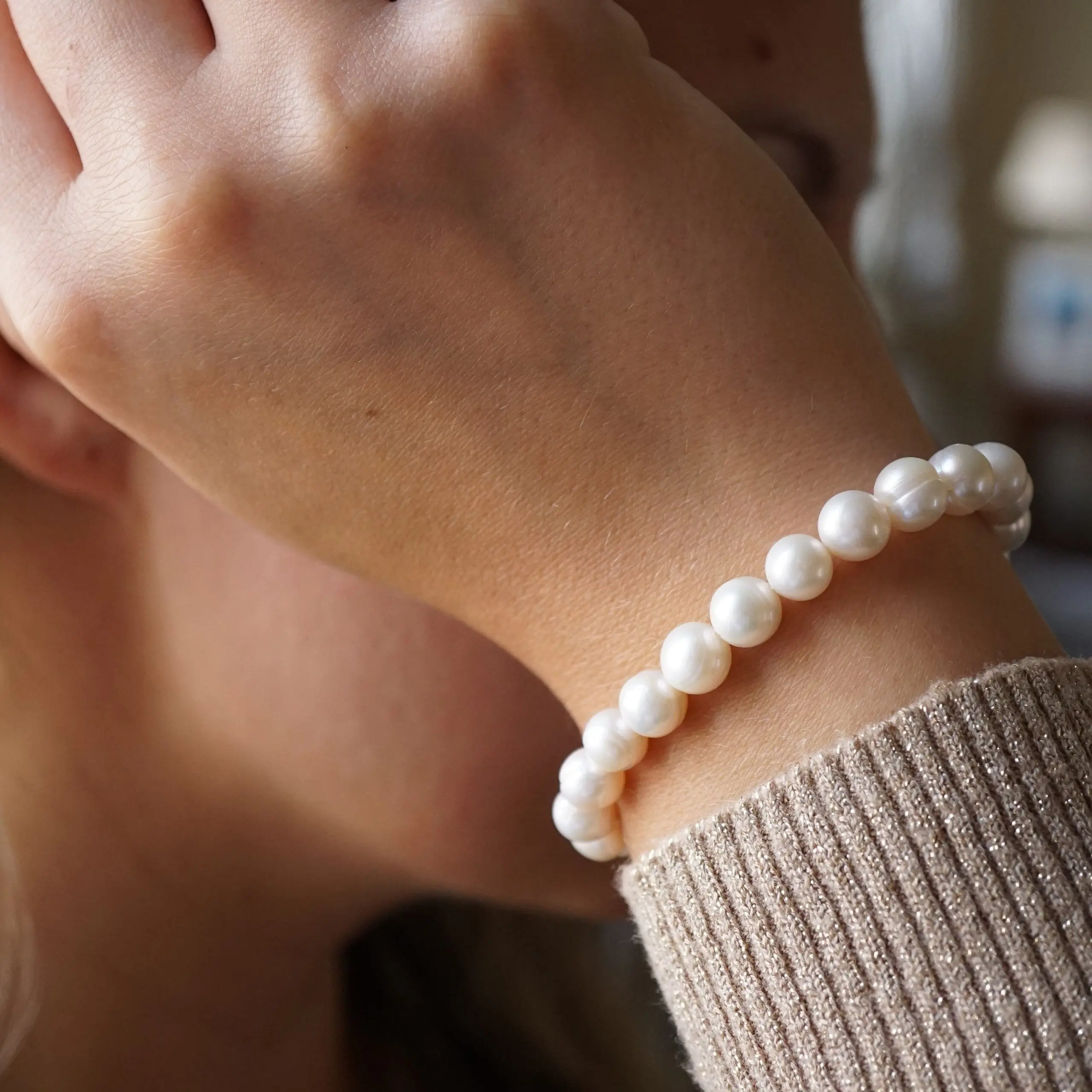 Penelope X - Baroque Pearl Bracelet in Ivory Cream White