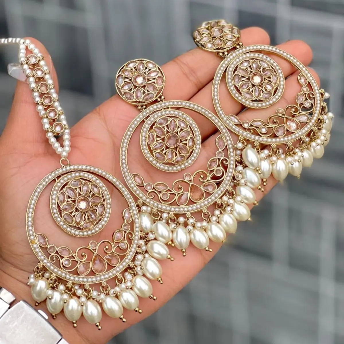 Rahema jhumka tikka set.