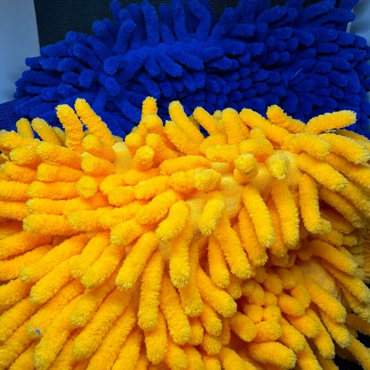 Fallen Angel twin pack, orange and blue, noodles wash mitt for car valeting and detailing