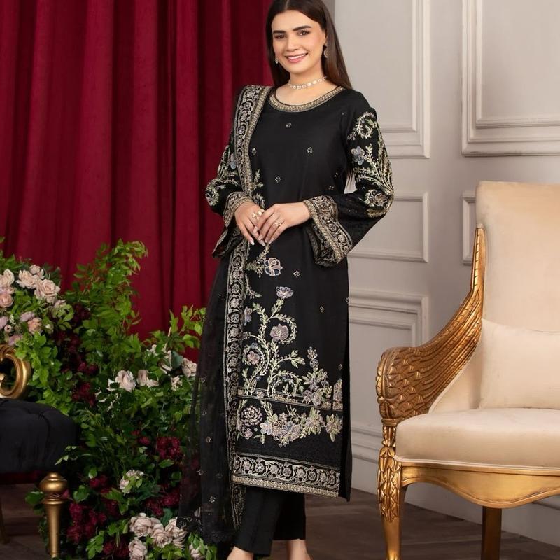 Heera Formal Winter Collection 029 Ladies Pakistani Readymade Shalwar Kameez Suit with Dupatta - Women's Dress - Womenswear Comfort Soft 5