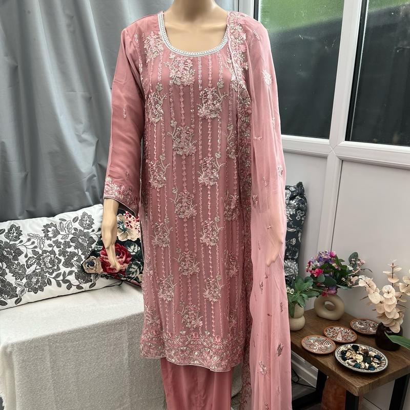 BC Eid collection- 3 Piece Floral Embroidered Chiffon Suit with matching trousers and dupatta 5