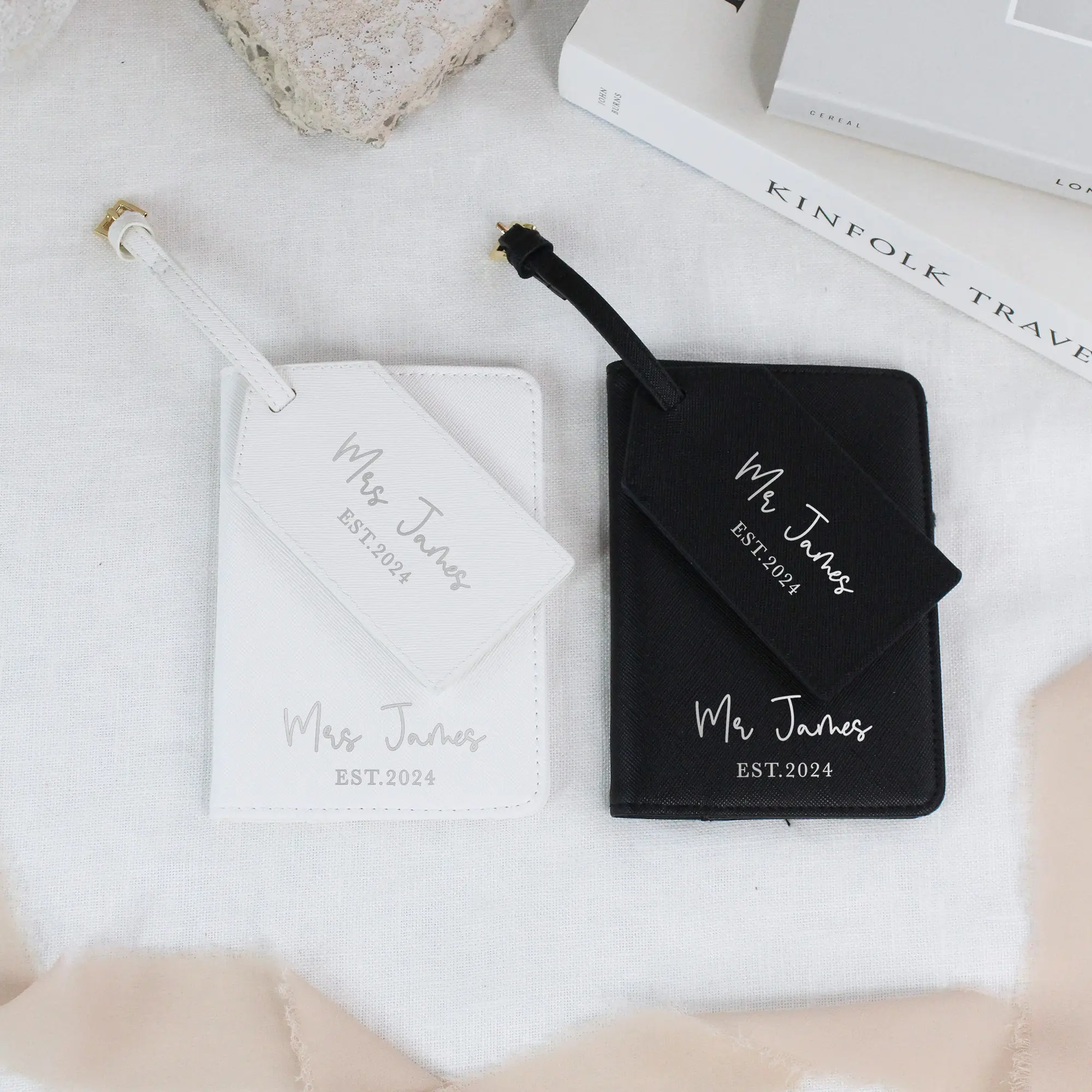 PersonaliseMyWedding Wedding Gift Personalised Mr & Mrs Passport Holder and Luggage Tag Set for Honeymoon, Newlywed Gift Married Name, Wedding Date Suitcase Tag