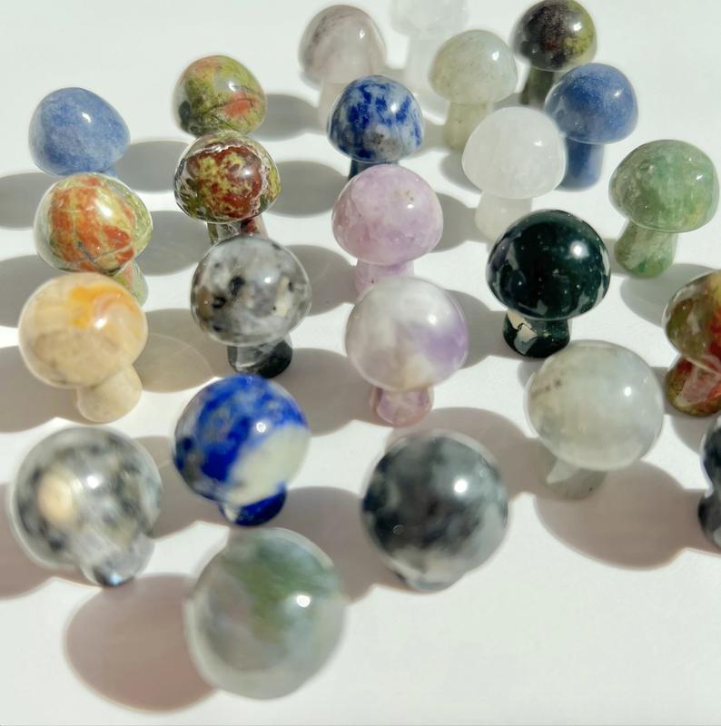 Crystal Mushrooms, 2cm 20mm Assorted Mini Crystal Mushrooms, Mini Crystal Funghi Carving Car Pendant Bag Pendant 1