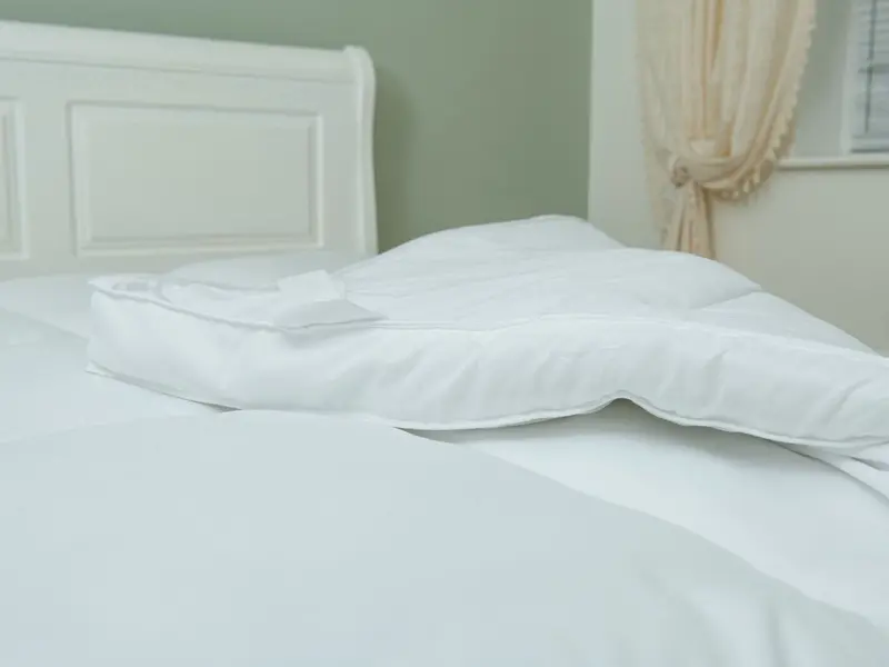 Mattress Topper 10cm Luxury Soft Hotel Quality Microfiber 4" inch Deep Breathable Soft Quilted Non-Allergenic Mattress Topper With Straps, Washable Cotton Single Double King Super King All Sizes comfort 5