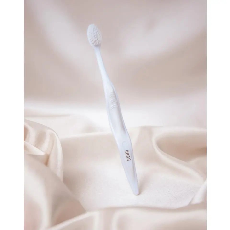 Nano Manual Whitening Toothbrush