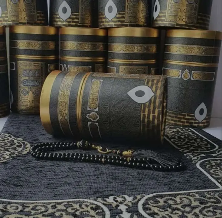 Muslim Prayer Mat with counting beads- RAMADAN GIFT - LUSH QUALITY 4