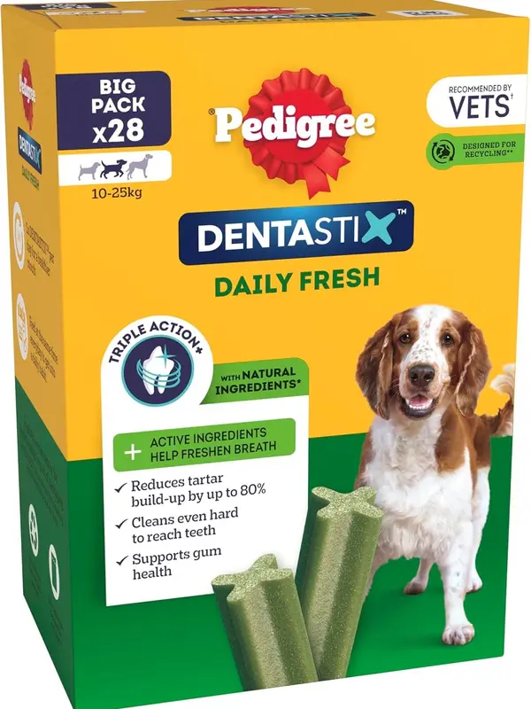 Pedigree Dentastix - Fresh Daily Dental Chews Medium Dog, 112 Sticks - 2.88 kg MegaPack (4 x 28 Sticks) 1