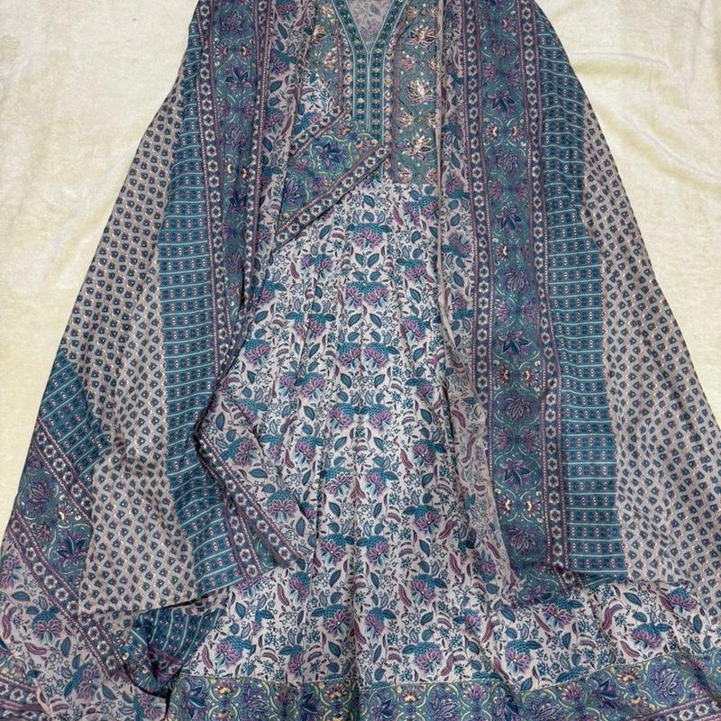 Premium cotton anarkali suit with beaded design at the front. 3