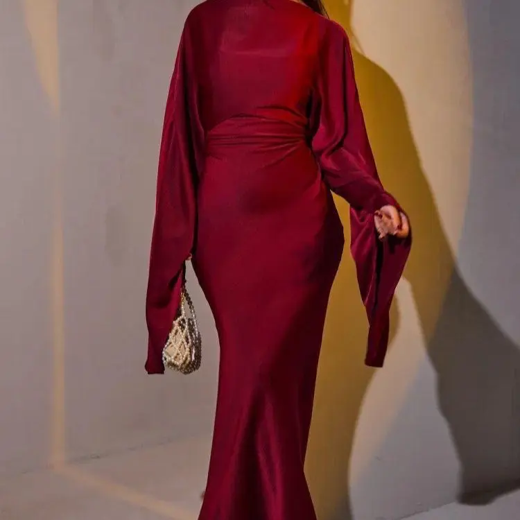Perfect Satin Dress for Women - Casual Style - Womenswear Summer Comfort Maxi Basic Long Sleeve Minimalist