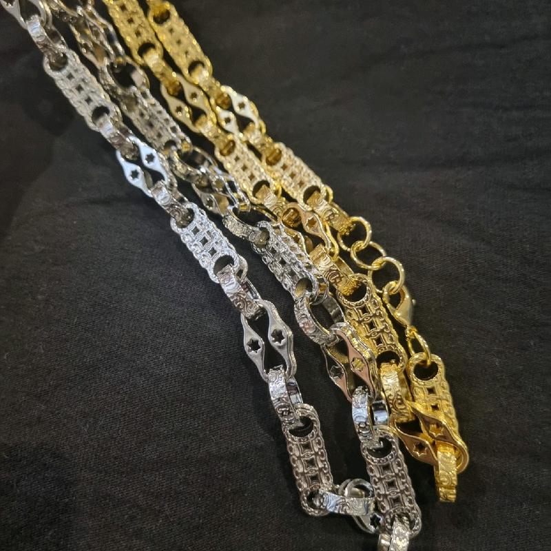 stars and bars 24 inch necklace plated 0