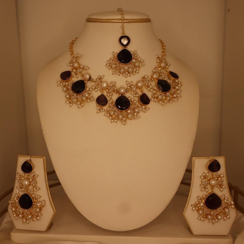 Stone & Pearl Pakistani/Indian Jewellery set 3