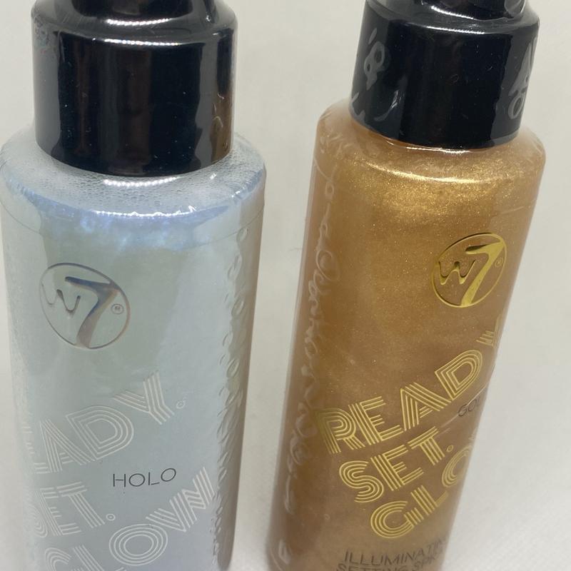 W7 illuminating setting spray Gold and Holo Makeup Cosmetic Shimmer Radiant Lightweight Flawless 1