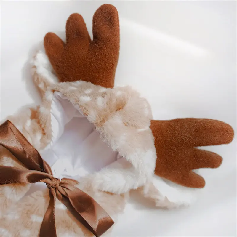 RoRo Elk Cloak for Dog Christmas - Festive Pet Costume 4