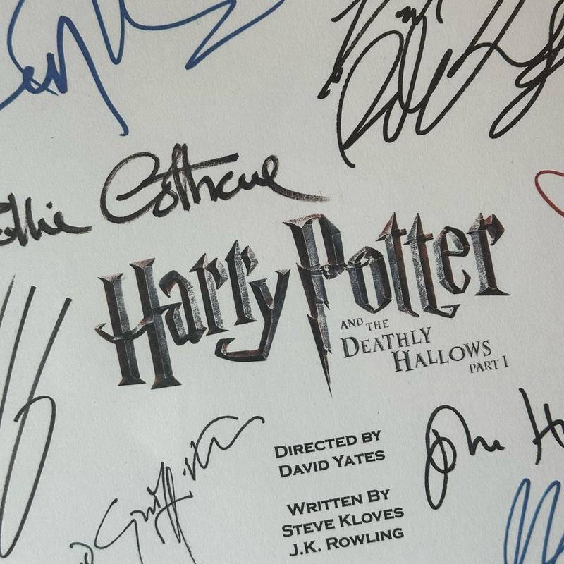 Harry Potter Deathly Hallows Part 1 Script with beautifully printed cast autographs 1