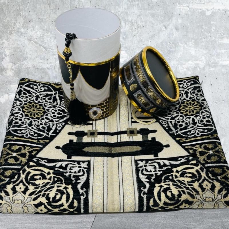 Beautiful Prayer mats Tasbeeh With Box Black 1