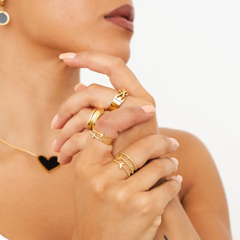 Luna Adjustable Ring - Gold 4