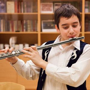 Product Introduction of POGOLAB Flute, Closed-Hole C Flute 16 Keys, Student Flute with Split E & Offset-G, with Flute Case/Flute Cleaning Kit/Probe Rod/Gloves/Grease, Nickel Flute for School Band Practice 15