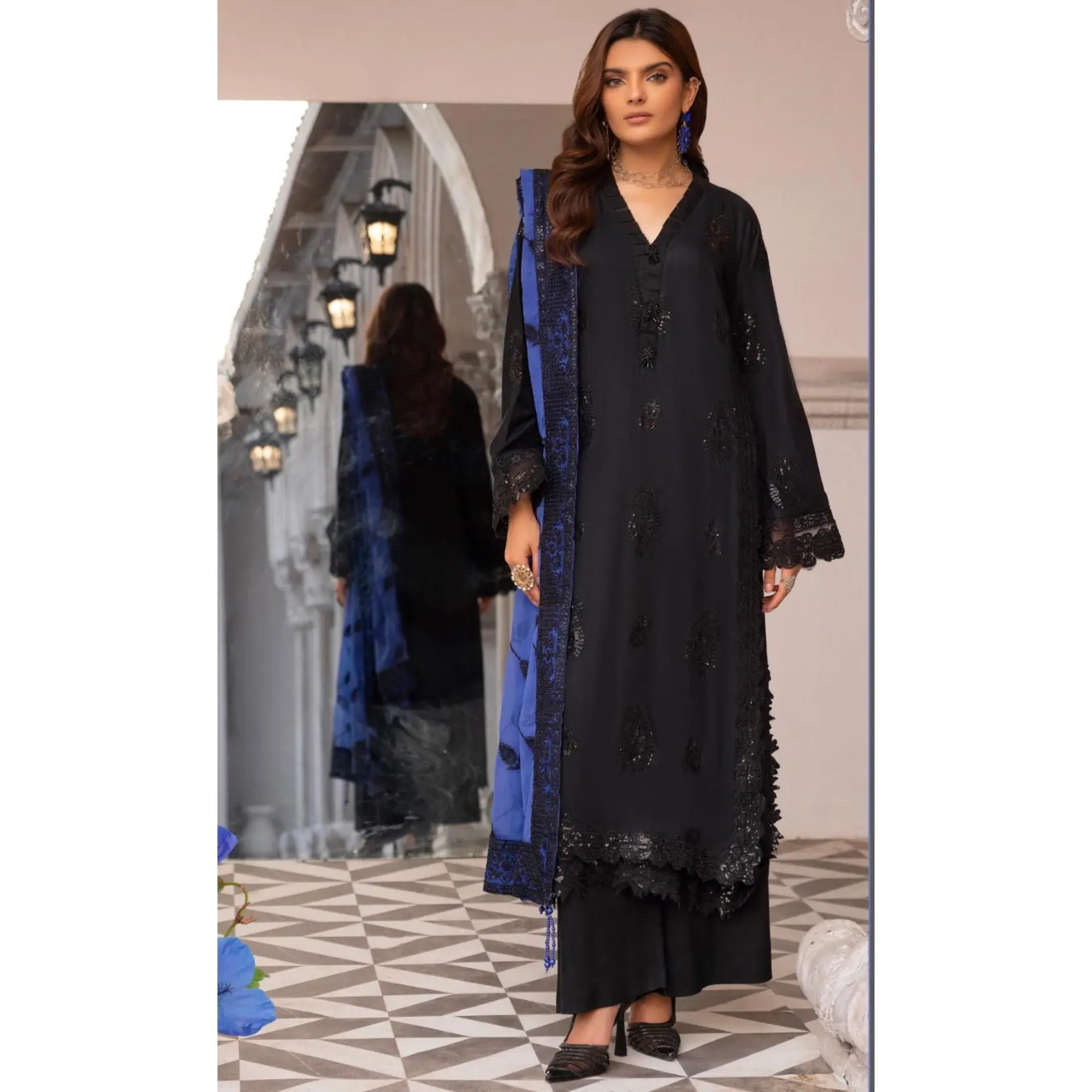 SIMRANS ‘AZURE’ | EMBROIDERED SEQUENCE LINEN READYMADE | SM752
