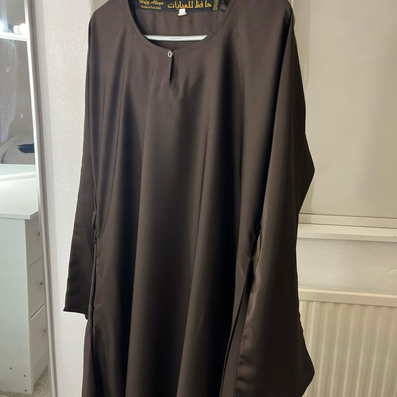 Closed Bell Sleeve Abaya 5