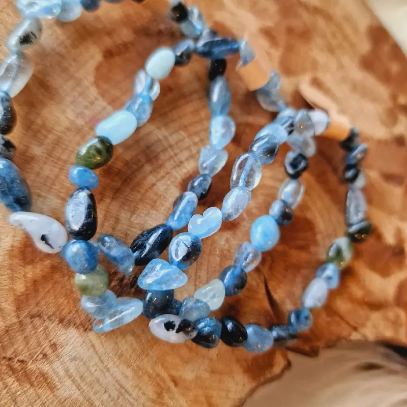 Devils Aquamarine Pebble Shaped Beaded Bracelet 2