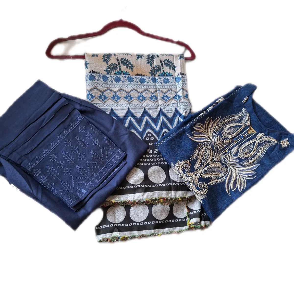 3pc Embroidered Dhanak suit by sara collection