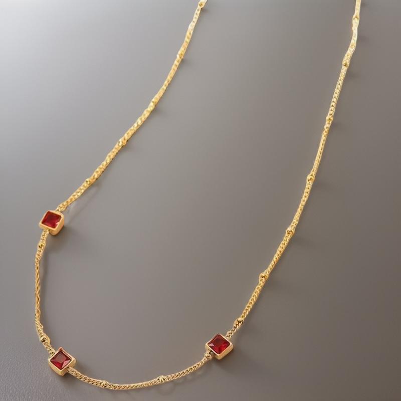 Vikki Square Zircon Necklaces / Stainless Steel 3