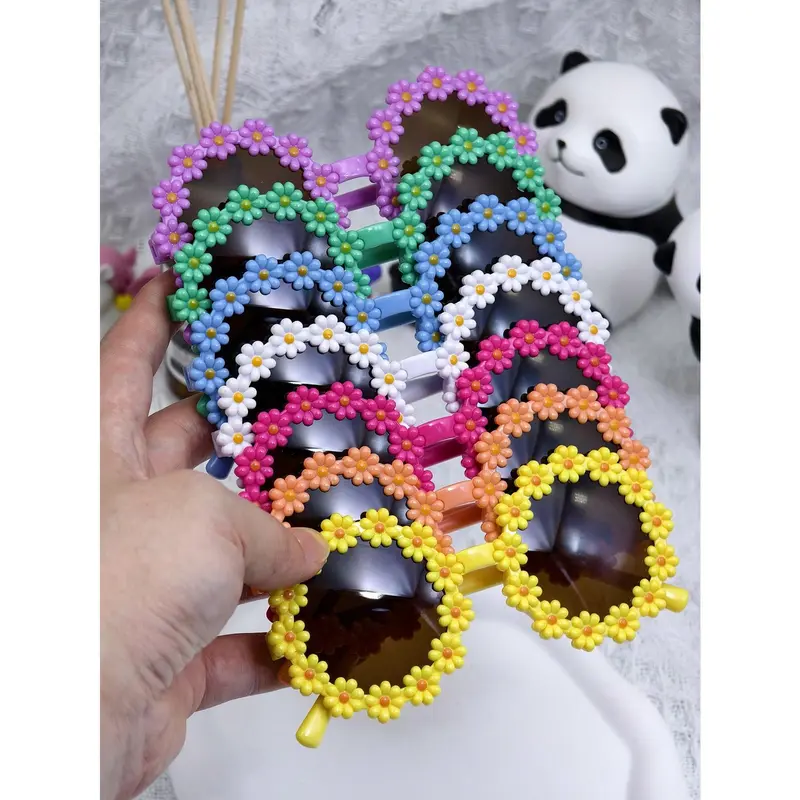 1pc/7pcs Children/Adult Fashionable Daisy Flower Decor Fashion Glasses Unisex, Outdoor Beach Photography Glasses, Baby Prop Eyewear 1