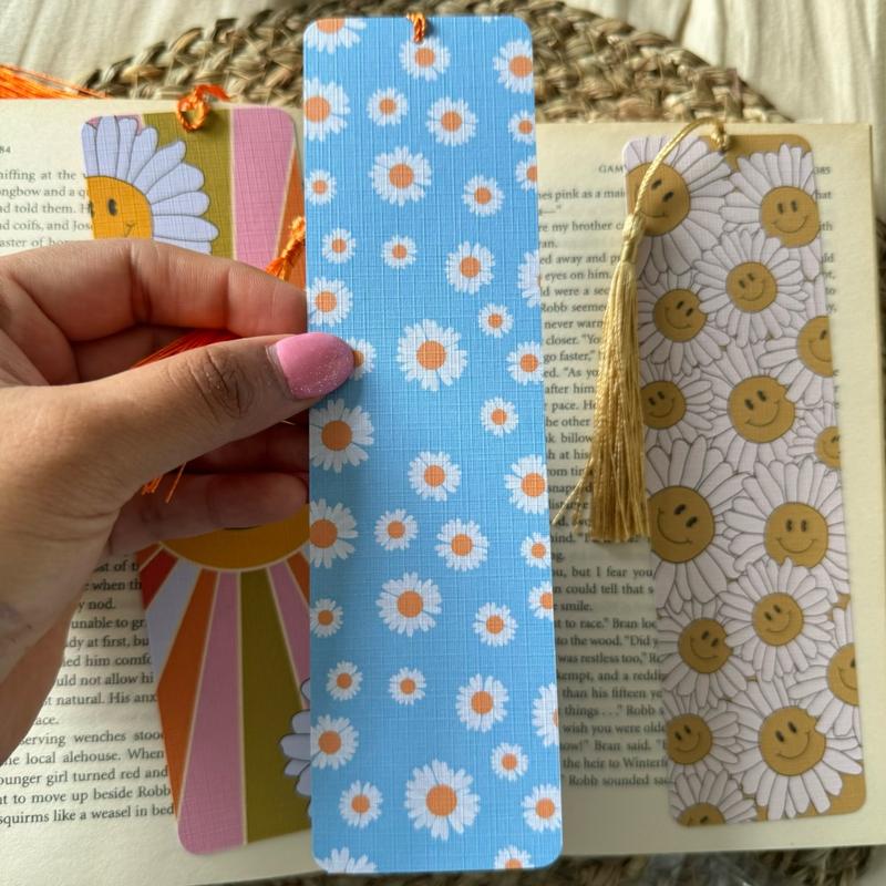 Aesthetic Girly Bookish Sunflower bookmark, Sunflower bookmark for Book Lovers , Linen Bookmark,Sunshine Bookmark, Reader's gifts 6