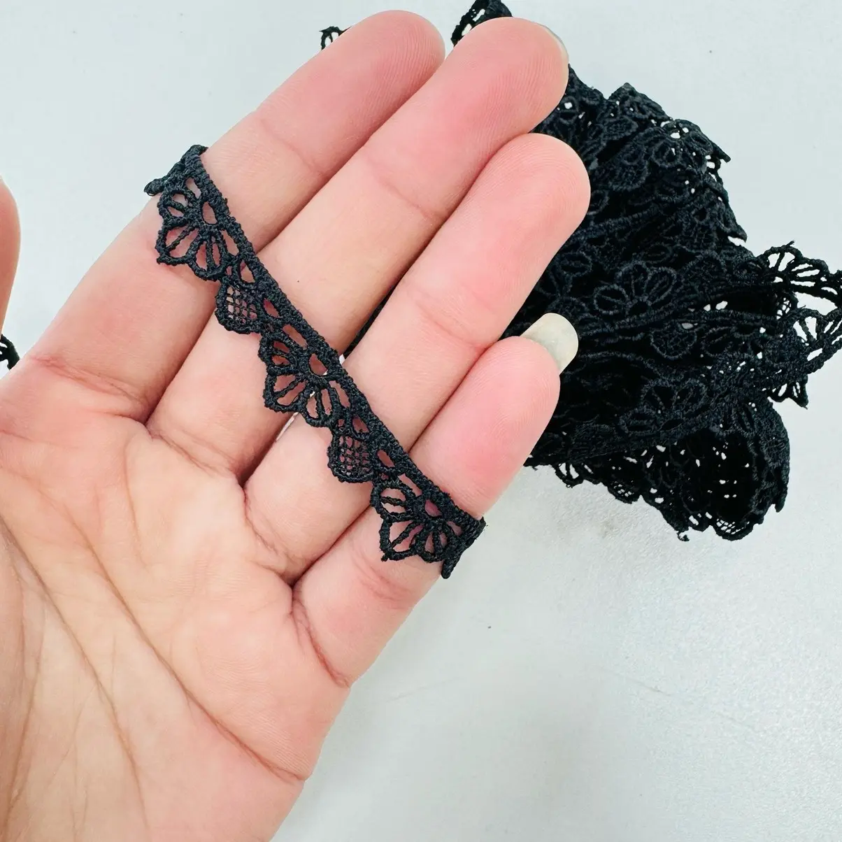 Lace Cotton 14 yards in a pack ( Design11)