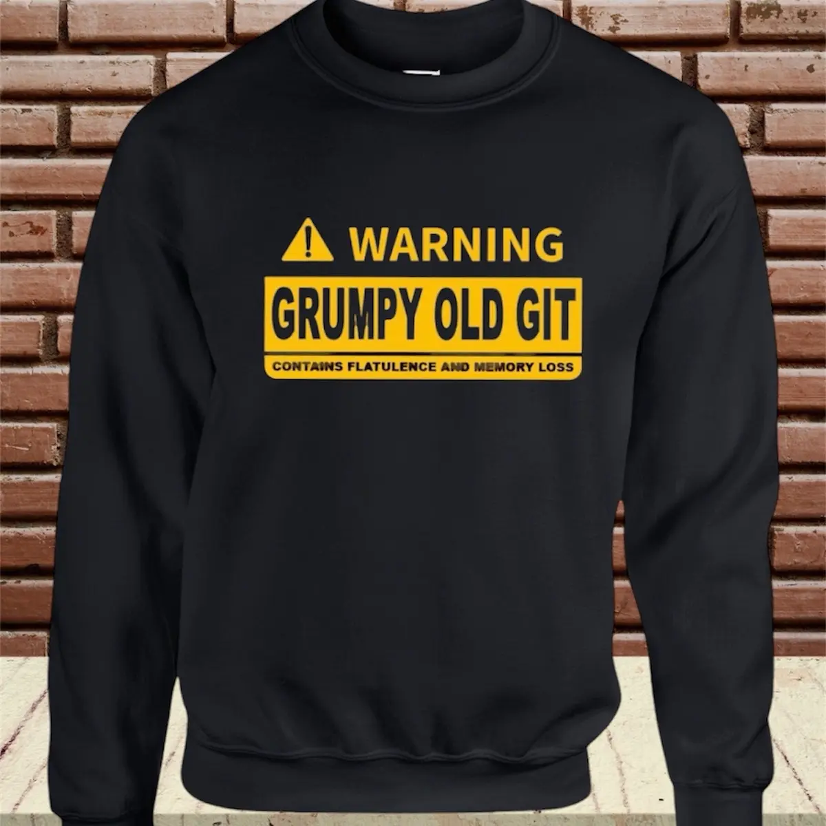 Warning Grumpy Old Git Joke T & Shirt Funny contains flatulence Novelty Birthday Dad Grandad Gran mum Casual Menswear Soft Sweatshirt Crewneck Streetwear sweatshirt Cotton