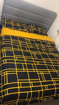 Product Review of Bricks Duvet cover Set with Pillow Cases Reversible Bedding Sets Single Double King Size and Super King Size Duvet Quilt Cover Set Ultrasoft Microfiber Bed Set with Zipper Closure from M**o 0