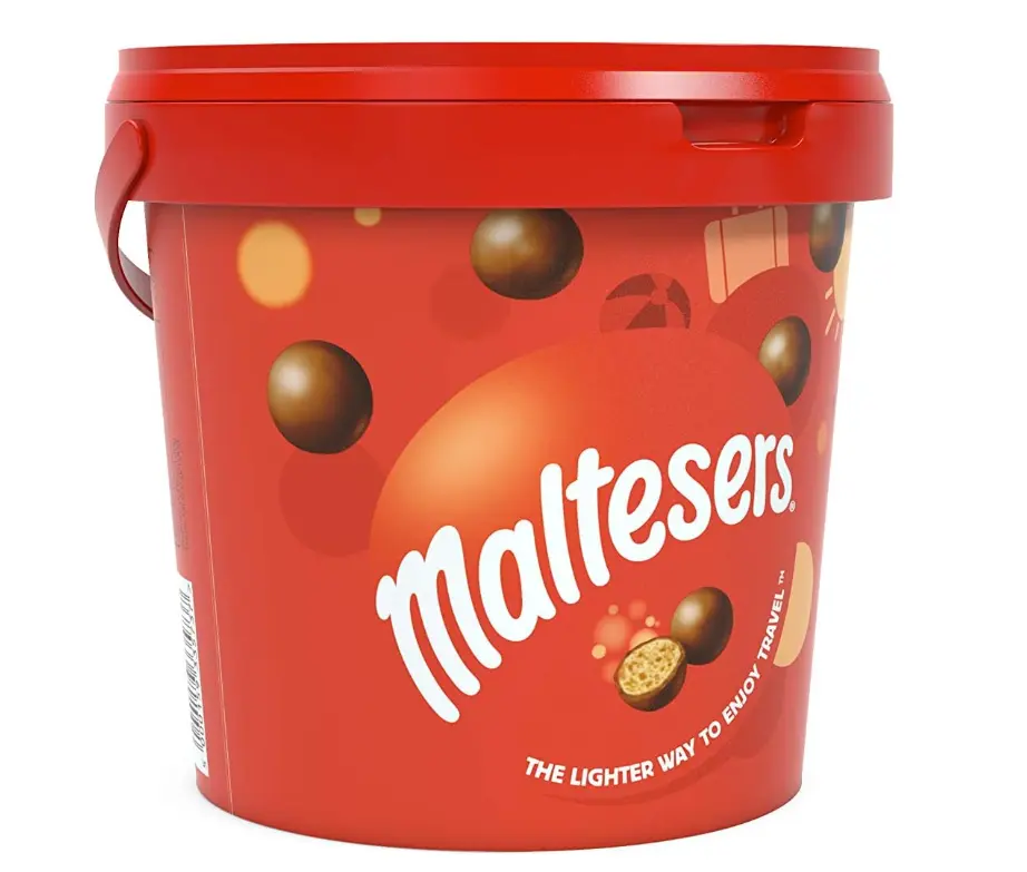 Maltesers Milk Chocolate Bucket, 440 g - Irresistible Smooth Coating and Malted Milk Centers - Snack, Bonbon Dessert