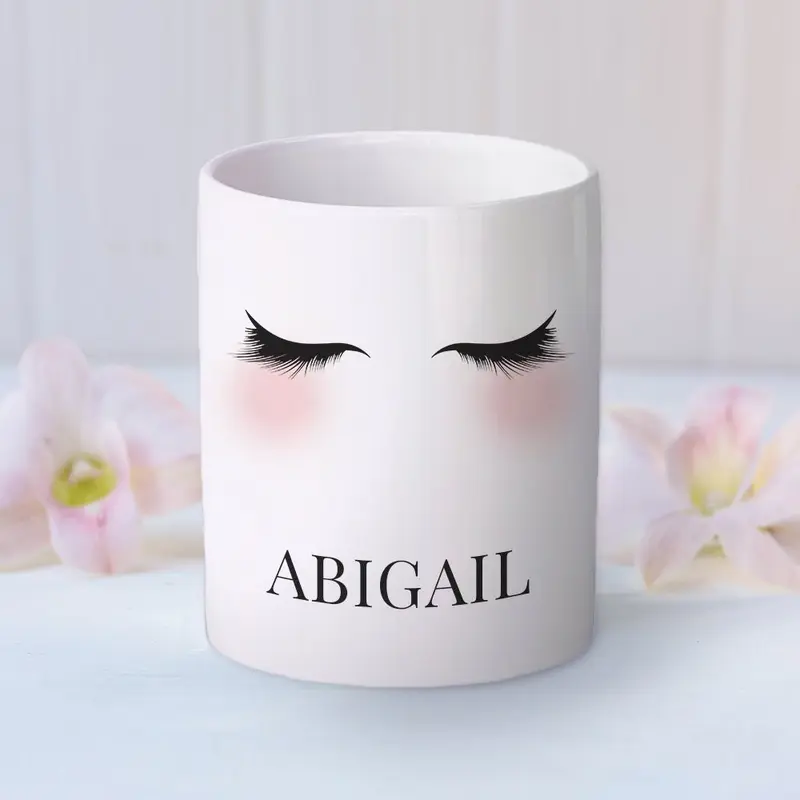 Personalised Eyelashes Makeup Brush Holder 1