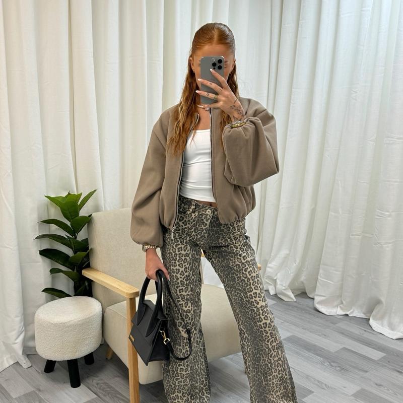 Stretch Leopard Print Denim Dad Jeans Wide Leg Comfy  Comfort Womenswear Bottom Casual Everyday Style Comfortable Day 2