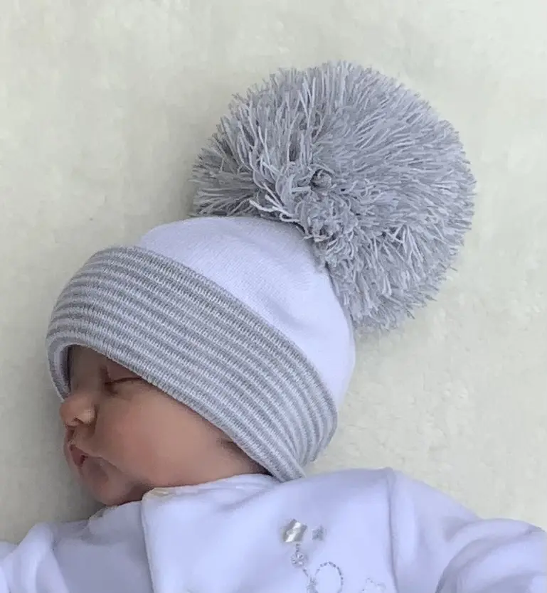 CANDY BABY BOYS GIRLS KNITTED POM POM HAT