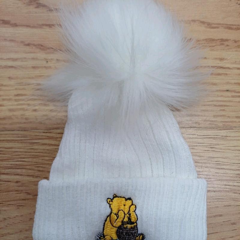 new item honey bear logo bennie hat newborn 4