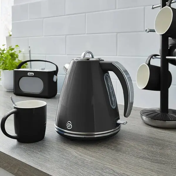 Swan Retro Black 1.5L Kettle, 4 Slice Toaster & 20L Digital Microwave Set 5