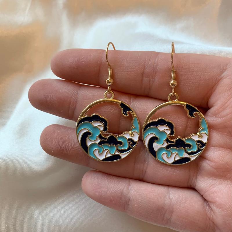 Blue ocean wave circle gold earrings 2