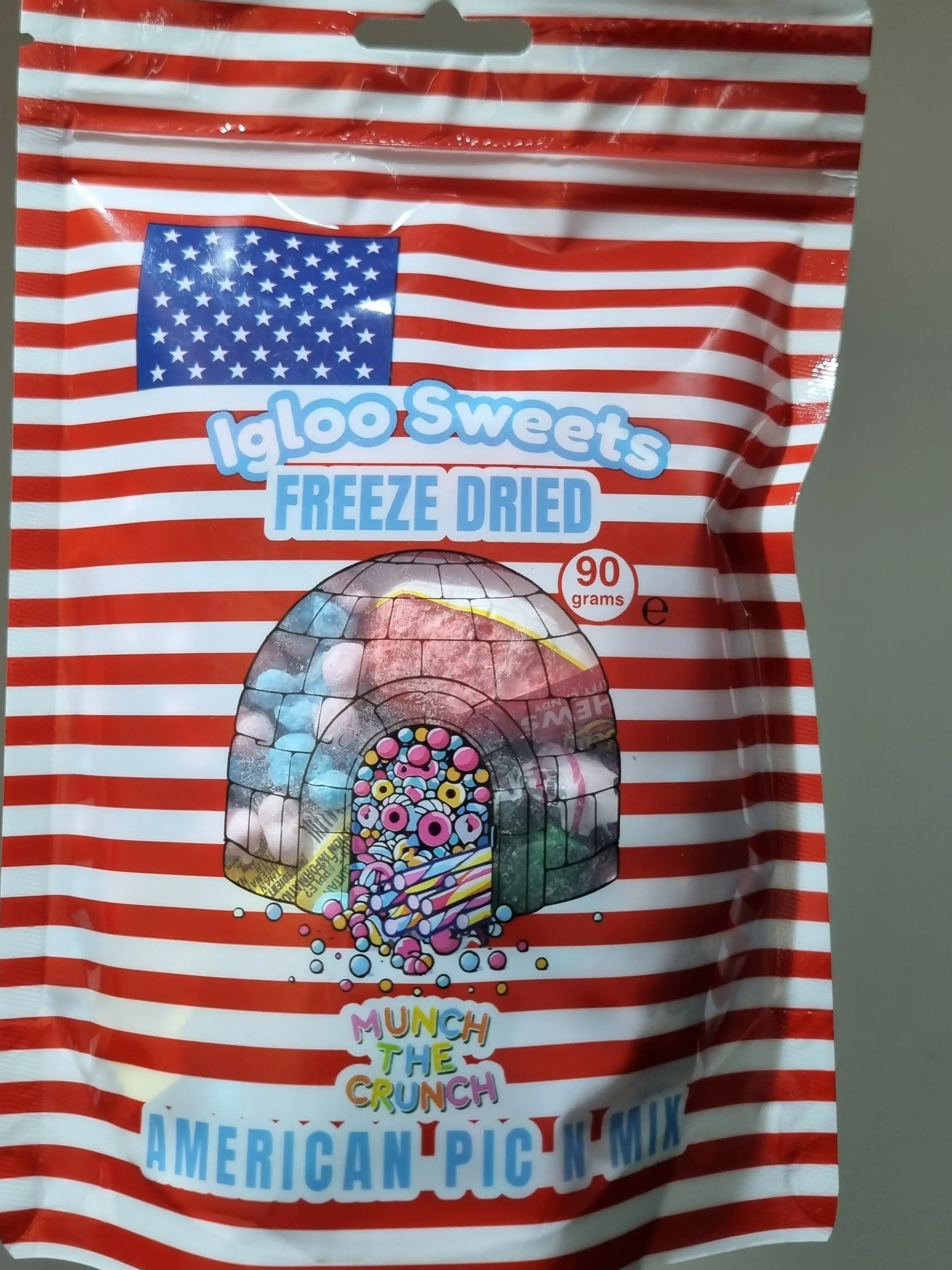 American Igloo Sweets freeze dreid american pic n mix (1 bag)