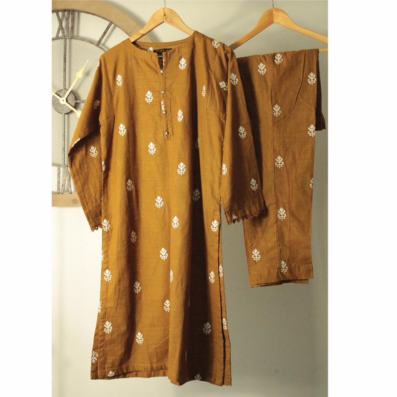 Brown embroidered co-ord set 0