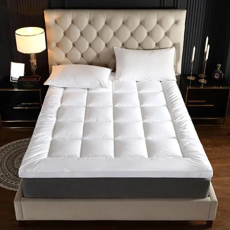 Mattress Topper 4 Inch (10 cm) thick Super Soft Hypoallergenic Breathable, Mattress Toppers are Box Stitched with Elasticized Corner Strap