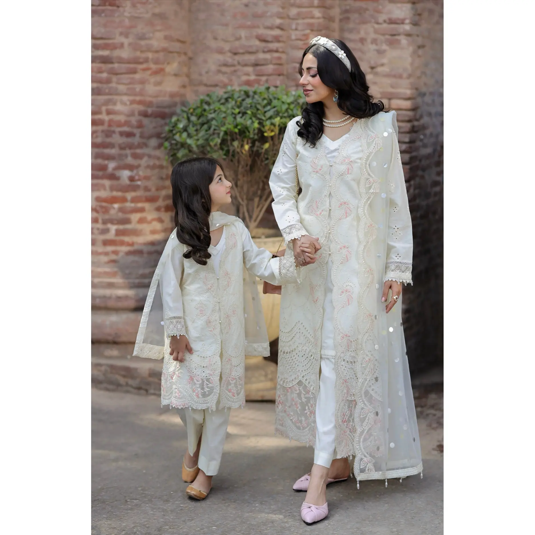 SIMRANS ‘Bazaar Kahaani’ | Embroidered Cotton Mother & Daughter Readymade Traditional Womenswear Formal | SM798