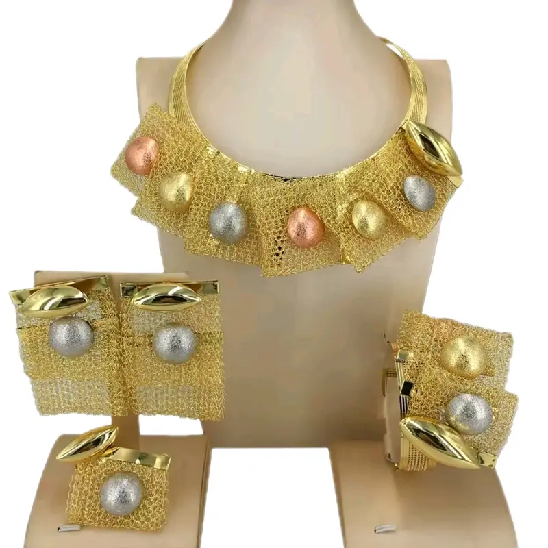 Gold Mesh Metallic Jewellery Set for Women 1