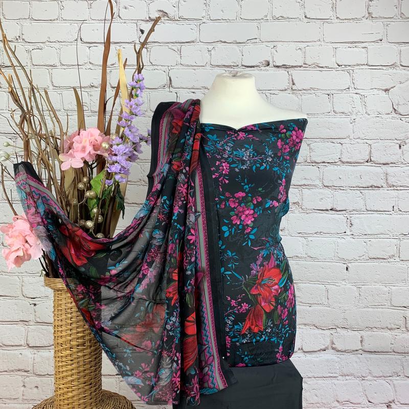 Floral Crepe Print Suit 2